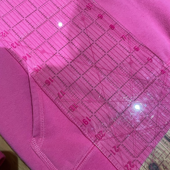 Sweatshirt/Hoodie (XS) - Picture 4 of 10